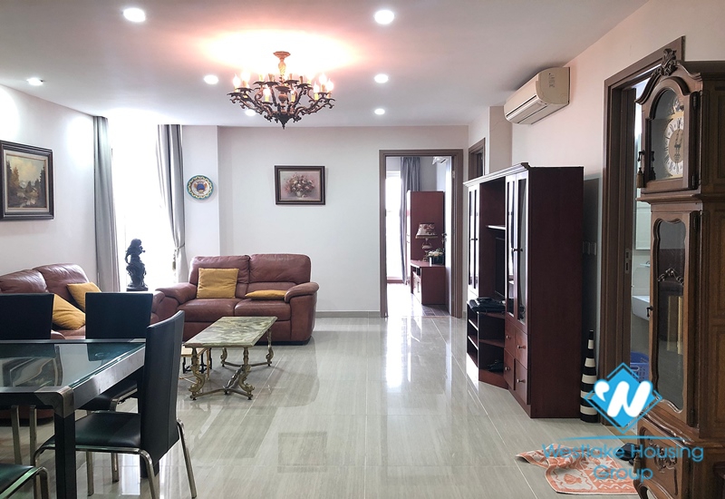 Three bedroom apartment for rent, fully furnished, modern living room